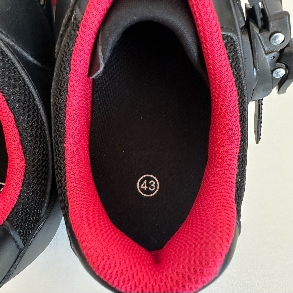 Pelotón cyclist shoes men’s and women’s - Picture 5 of 9